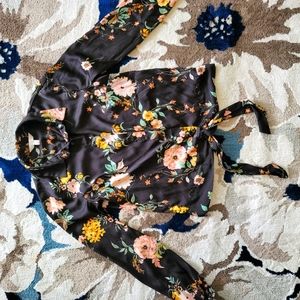 Lauren Conrad Button down blouse